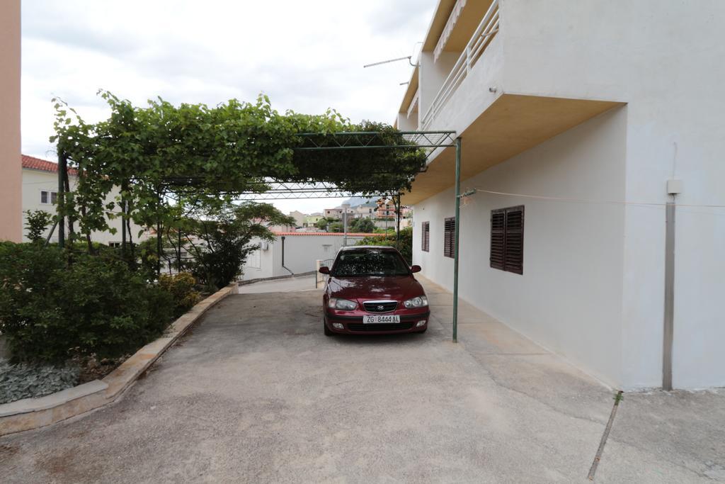 Apartments Antoneta Makarska Buitenkant foto