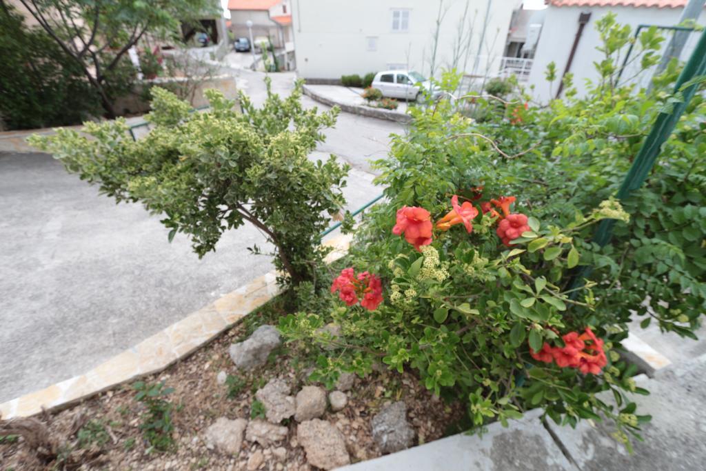 Apartments Antoneta Makarska Buitenkant foto