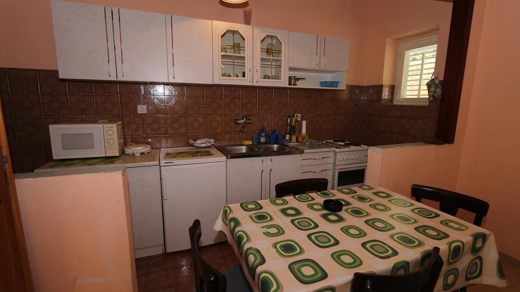 Apartments Antoneta Makarska Buitenkant foto