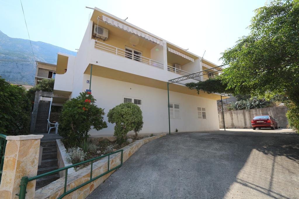 Apartments Antoneta Makarska Buitenkant foto